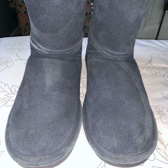 Bearpaw Maggie Boots - Picture 4 of 8